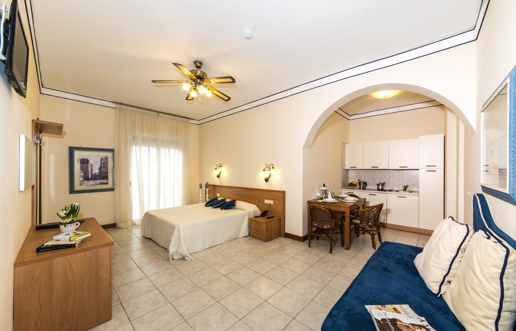 Hotel Nettuno Lido di Jesolo Room photo